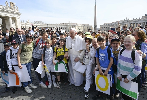images/previews/news/2023/03/p-2023-03-24-20230322T0930-POPE-AUDIENCE-ZEAL-1757436.jpg