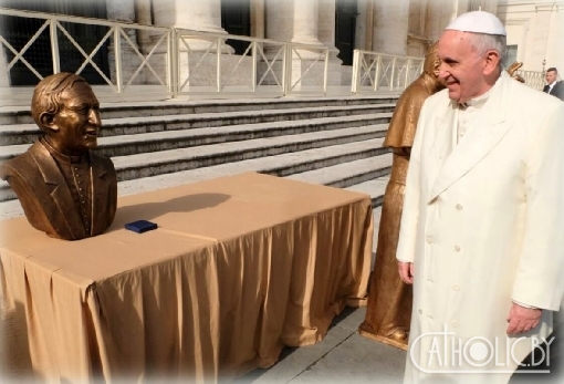 images/previews/news/2025/05/18439/p-2025-05-22-Papa-cb.jpg