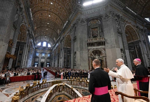 images/previews/news/2026/08/19398/p-2026-08-19-papa_it2.jpg