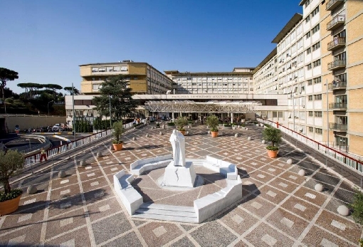 images/previews/news/2026/10/p-2026-10-17-gemelli_uniclinics.jpg